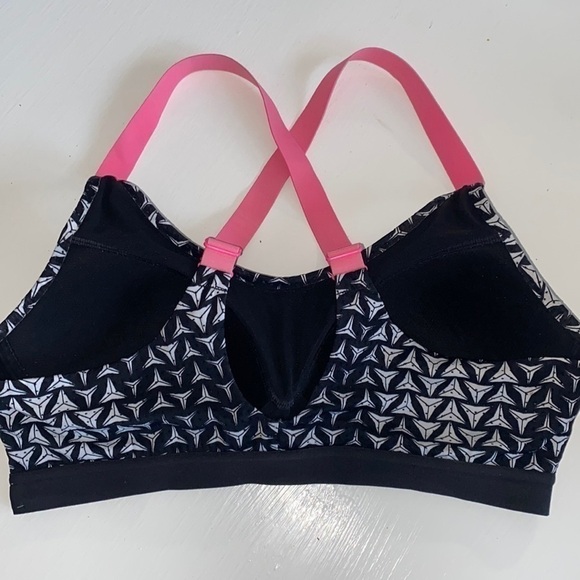 Victoria's Secret Pink Black White Crisscross Back Sport Bra Athleisure Workout - Picture 4 of 16